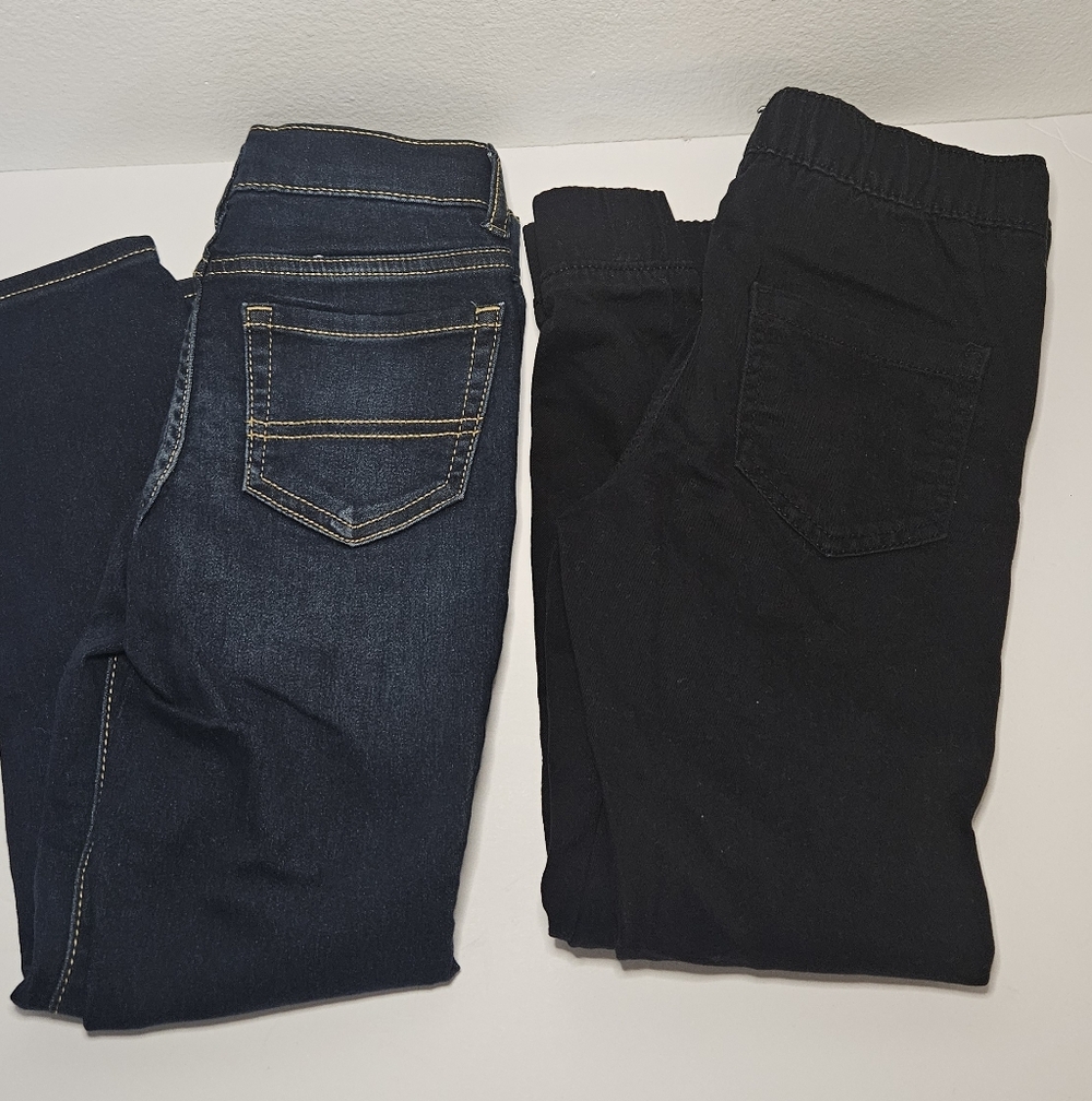 The Children's Place Dark Blue and Thereabouts Black Kids Pants Size 6 2pcs - Picture 1 of 9